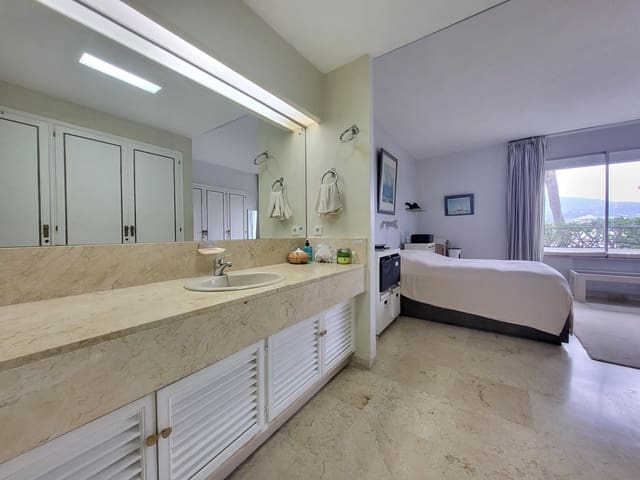 1 soverom Leilighet til salgs i Guadalmina Alta, Marbella med garasje - € 335 000 (Ref: 9683918)