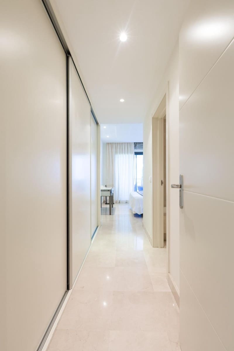 2 sovrum Lägenhet att hyra i La Quinta med garage - 2 400 € (Ref: 9683920)