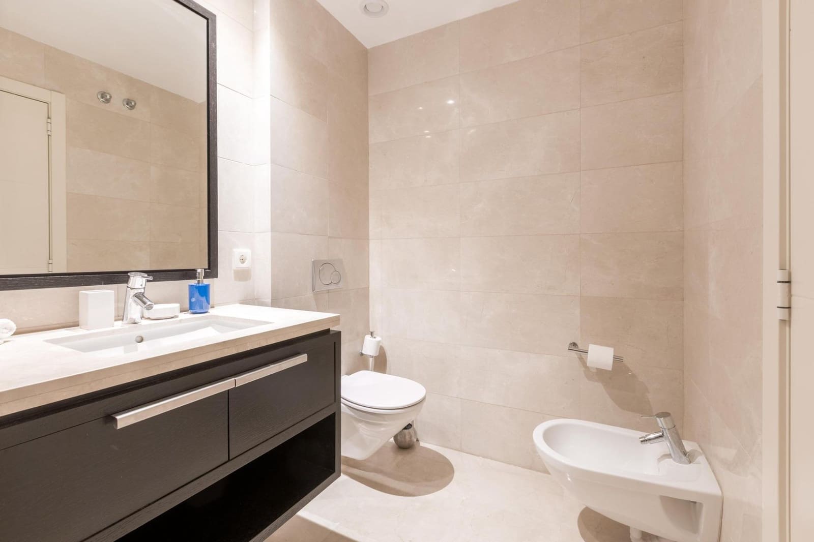 2 sovrum Lägenhet att hyra i La Quinta med garage - 2 400 € (Ref: 9683920)