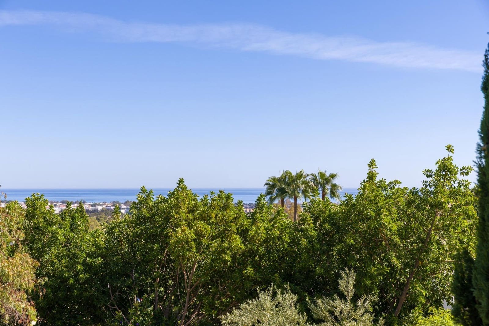 2 sovrum Lägenhet att hyra i La Quinta med garage - 2 400 € (Ref: 9683920)