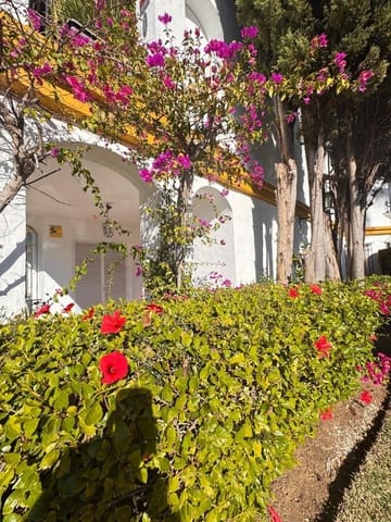 2 quarto Apartamento para venda em El Paraiso, Estepona com piscina - 302 500 € (Ref: 9683925)