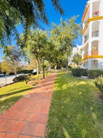 2 quarto Apartamento para venda em El Paraiso, Estepona com piscina - 302 500 € (Ref: 9683925)