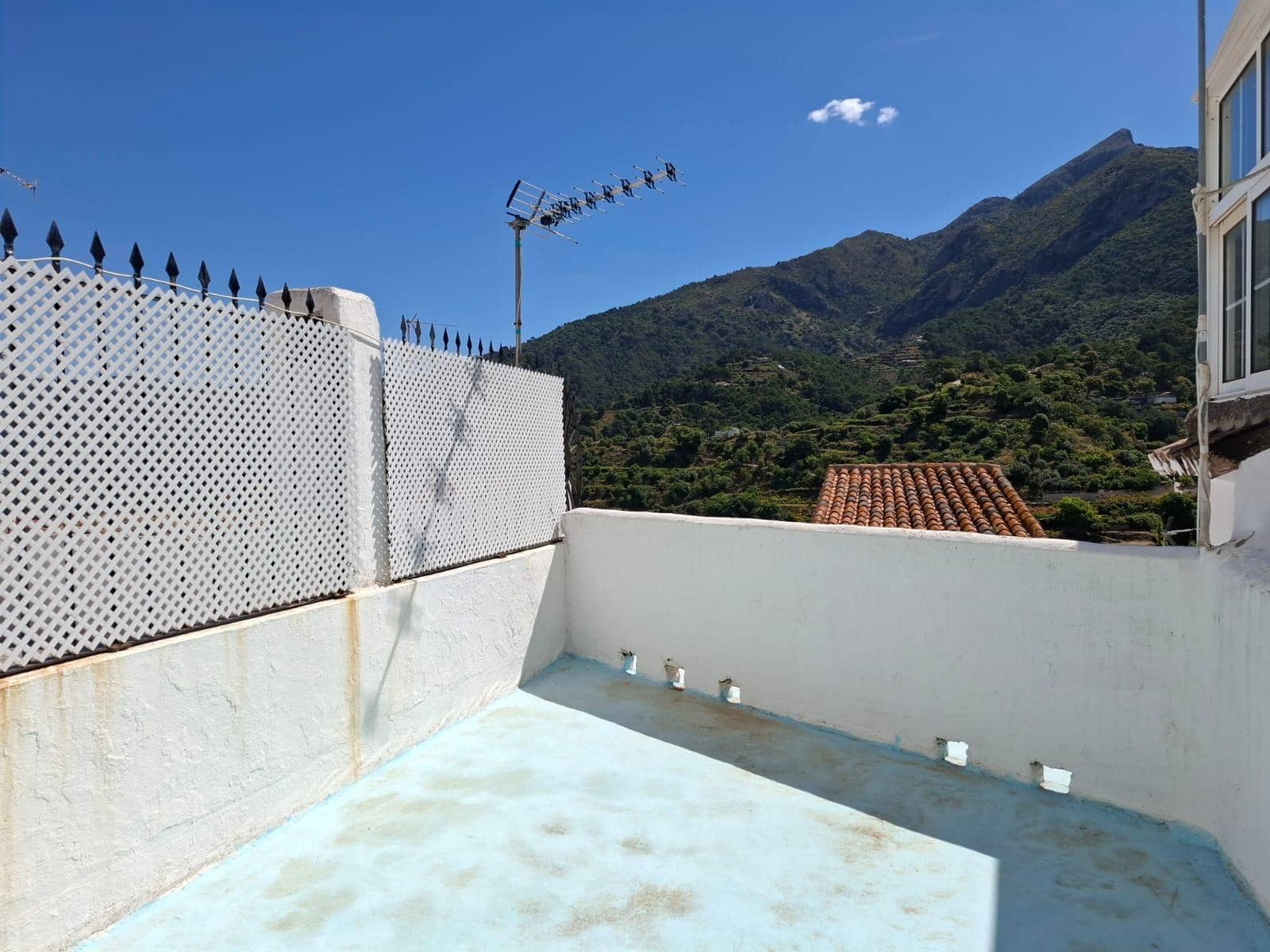 2 makuuhuone Omakotitalo myytävänä paikassa Istan - 169 000 € (Ref: 9683927)