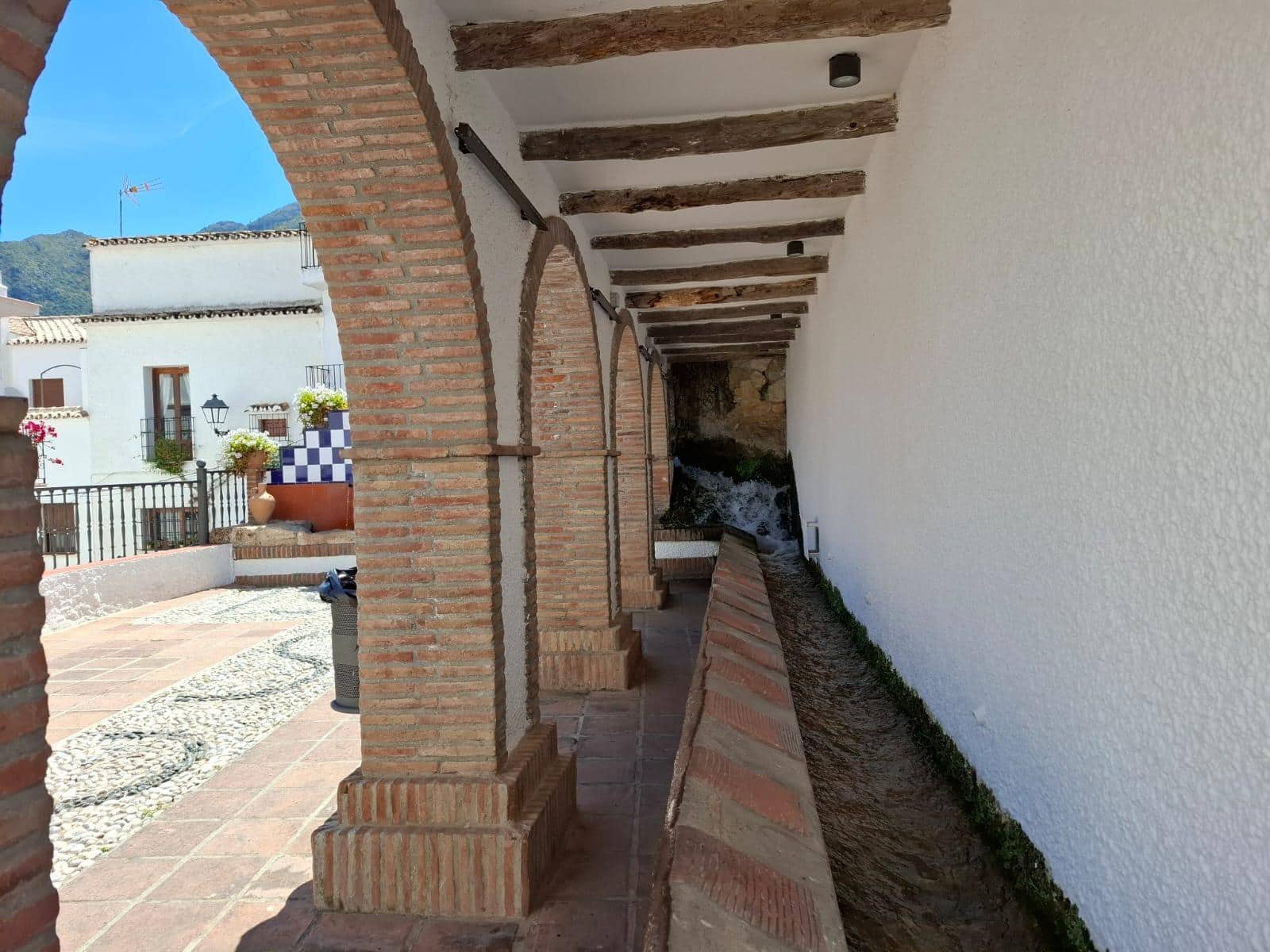 2 makuuhuone Omakotitalo myytävänä paikassa Istan - 169 000 € (Ref: 9683927)