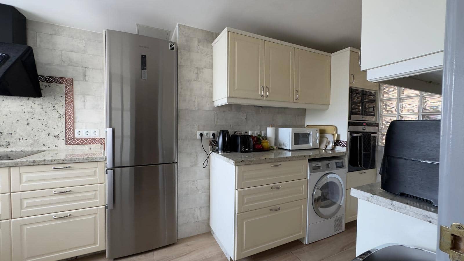 2 quarto Apartamento para venda em Guadalmina com piscina garagem - 435 000 € (Ref: 9683930)