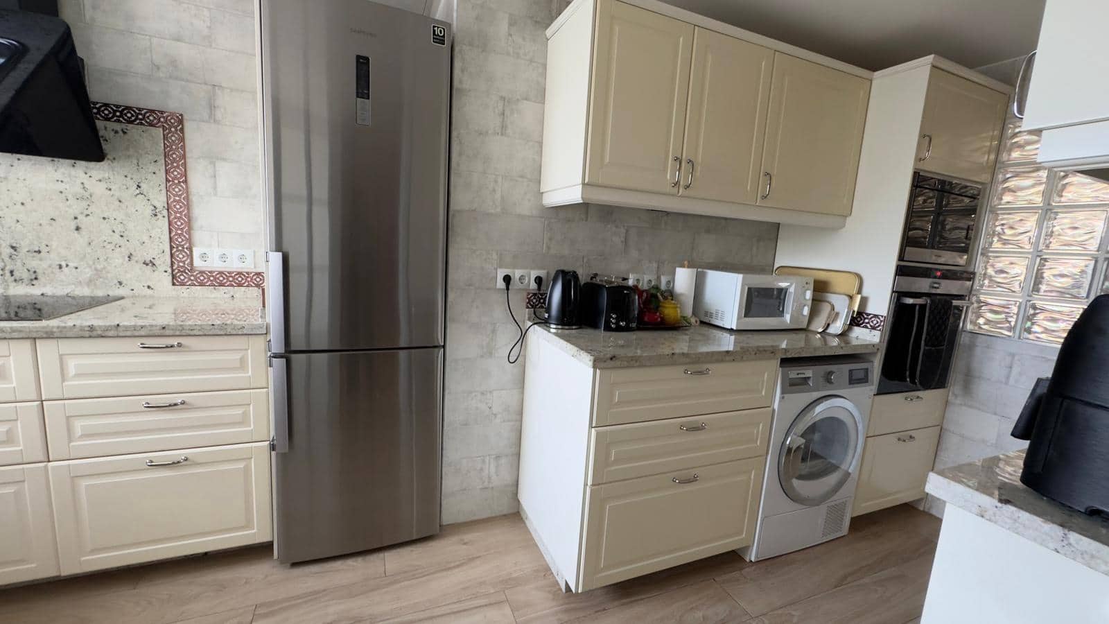 2 quarto Apartamento para venda em Guadalmina com piscina garagem - 435 000 € (Ref: 9683930)