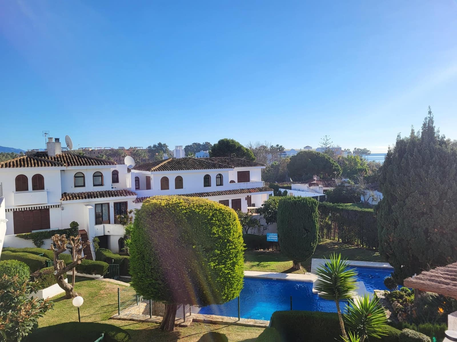 3 sovrum Hus till salu i Estepona med pool garage - 675 000 € (Ref: 9683932)