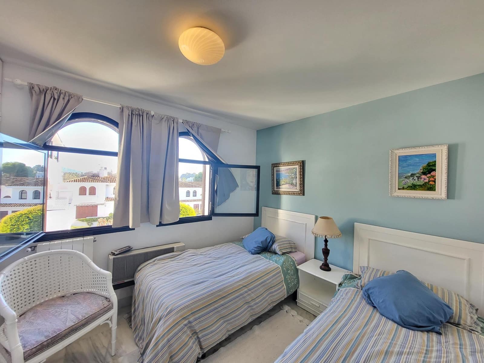 3 sovrum Hus till salu i Estepona med pool garage - 675 000 € (Ref: 9683932)