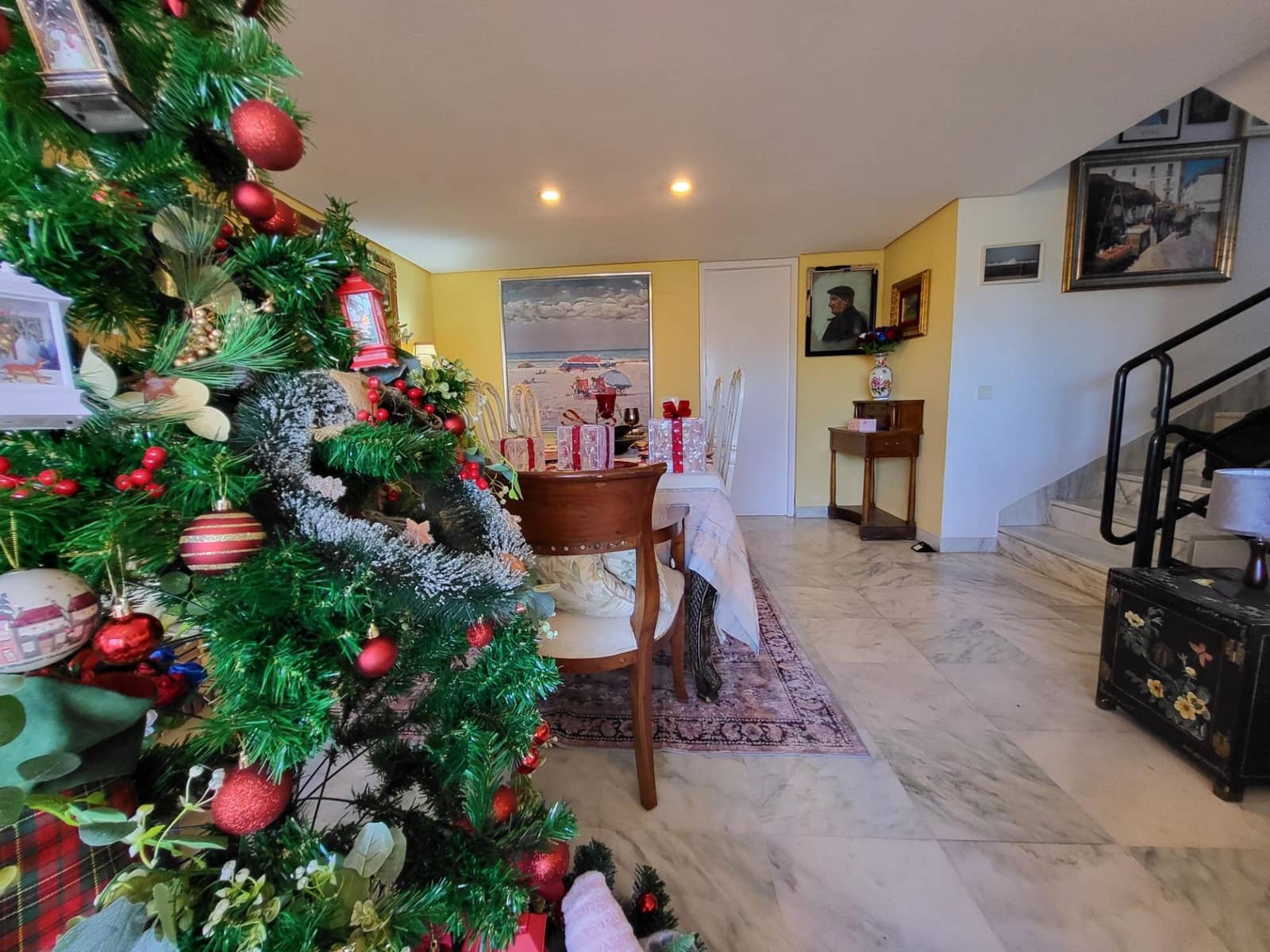 3 sovrum Hus till salu i Estepona med pool garage - 675 000 € (Ref: 9683932)