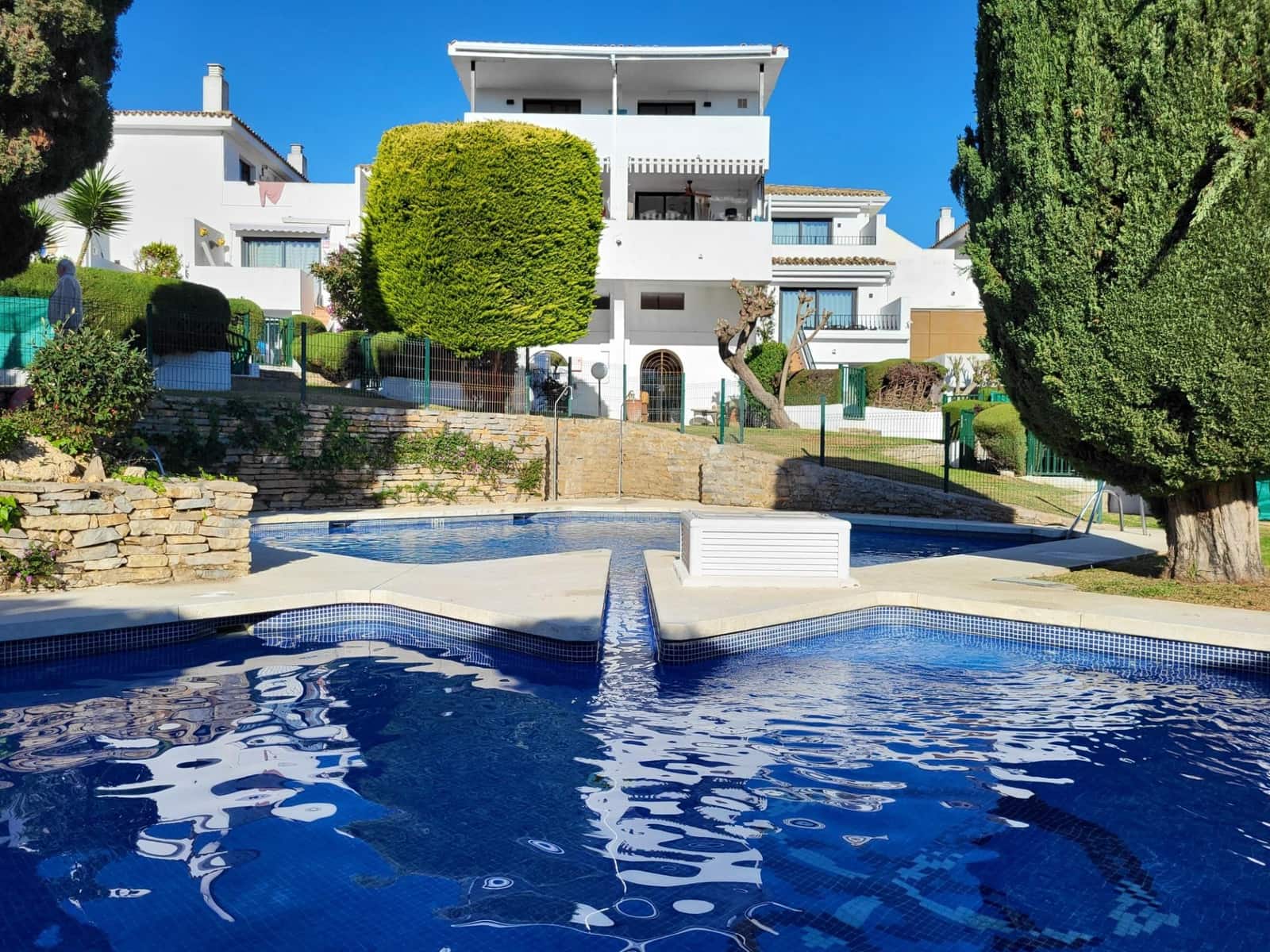 3 sovrum Hus till salu i Estepona med pool garage - 675 000 € (Ref: 9683932)