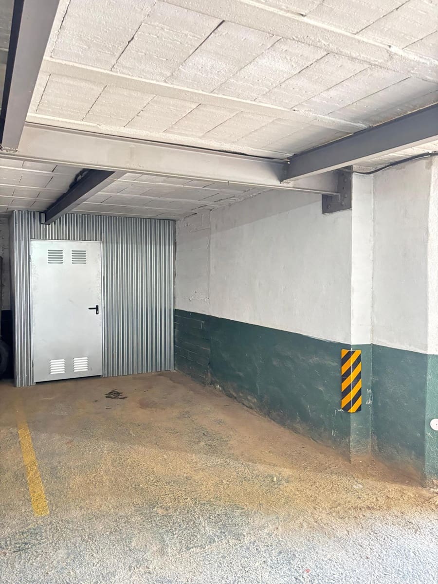 2 bedroom Penthouse for sale in Atalaya-Isdabe with pool garage - € 290,000 (Ref: 9683933)