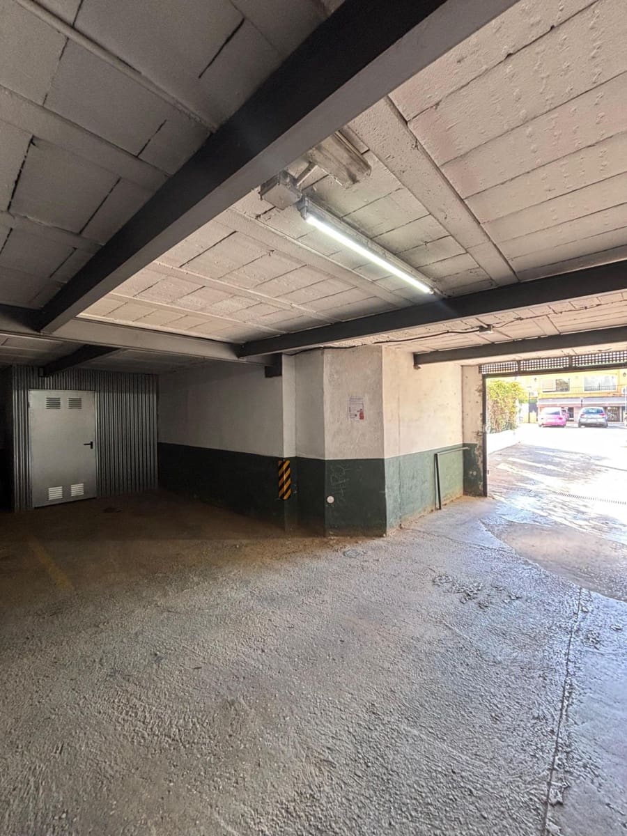 2 bedroom Penthouse for sale in Atalaya-Isdabe with pool garage - € 290,000 (Ref: 9683933)