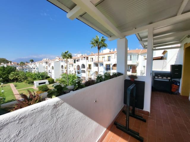 2 bedroom Penthouse for sale in Atalaya-Isdabe, Estepona with pool garage - € 290,000 (Ref: 9683933)