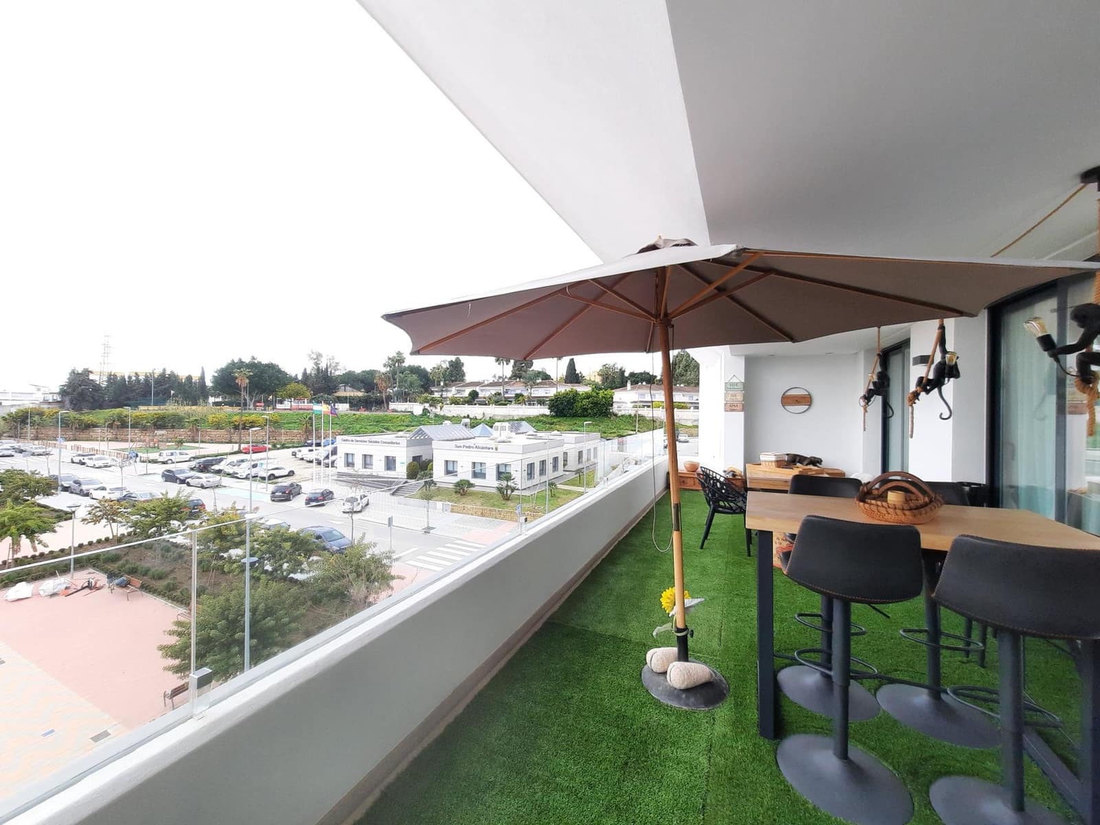 2 soverom Penthouse til salgs i San Pedro de Alcantara med garasje - € 735 000 (Ref: 9683937)