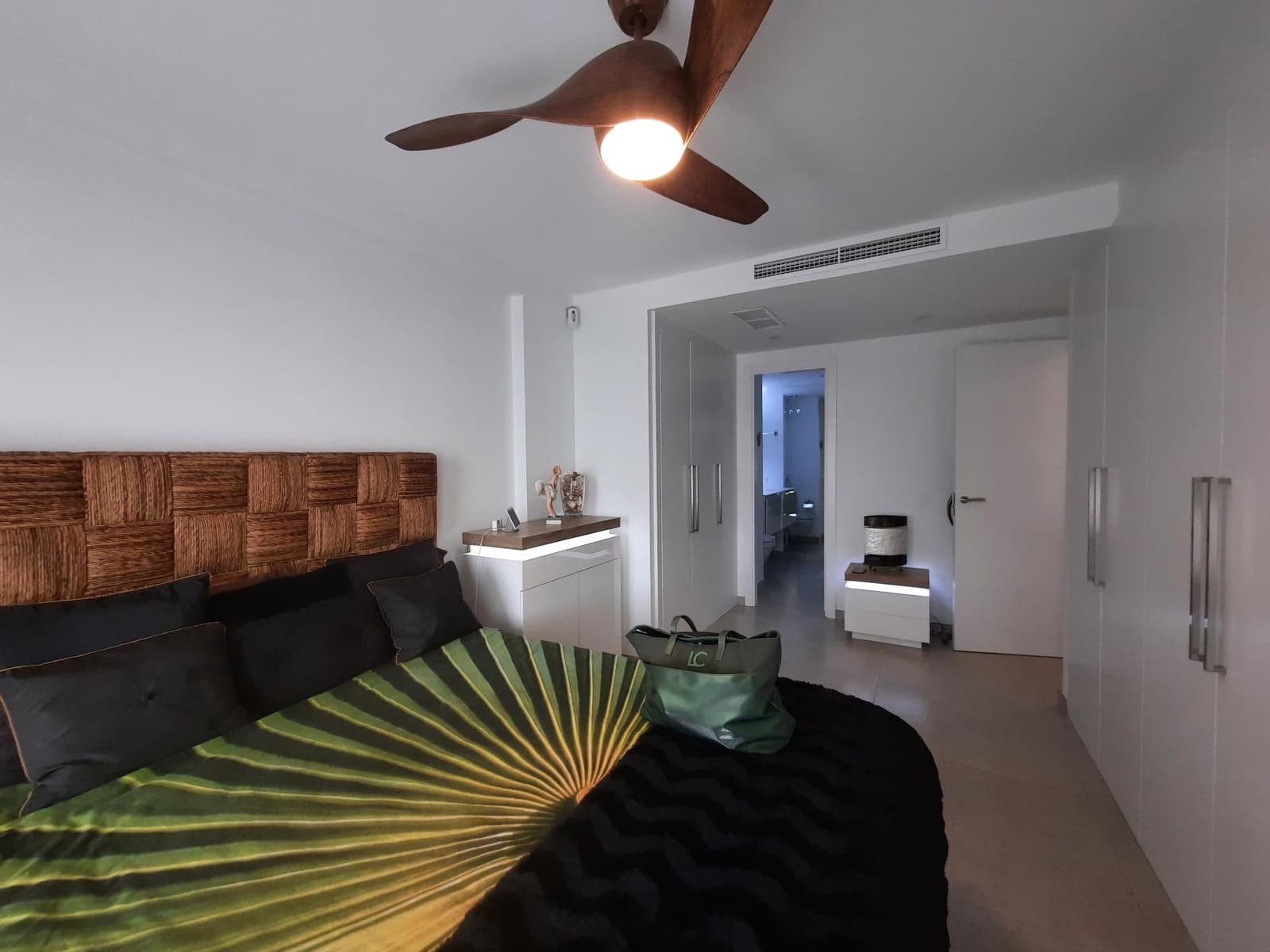 2 soverom Penthouse til salgs i San Pedro de Alcantara med garasje - € 735 000 (Ref: 9683937)