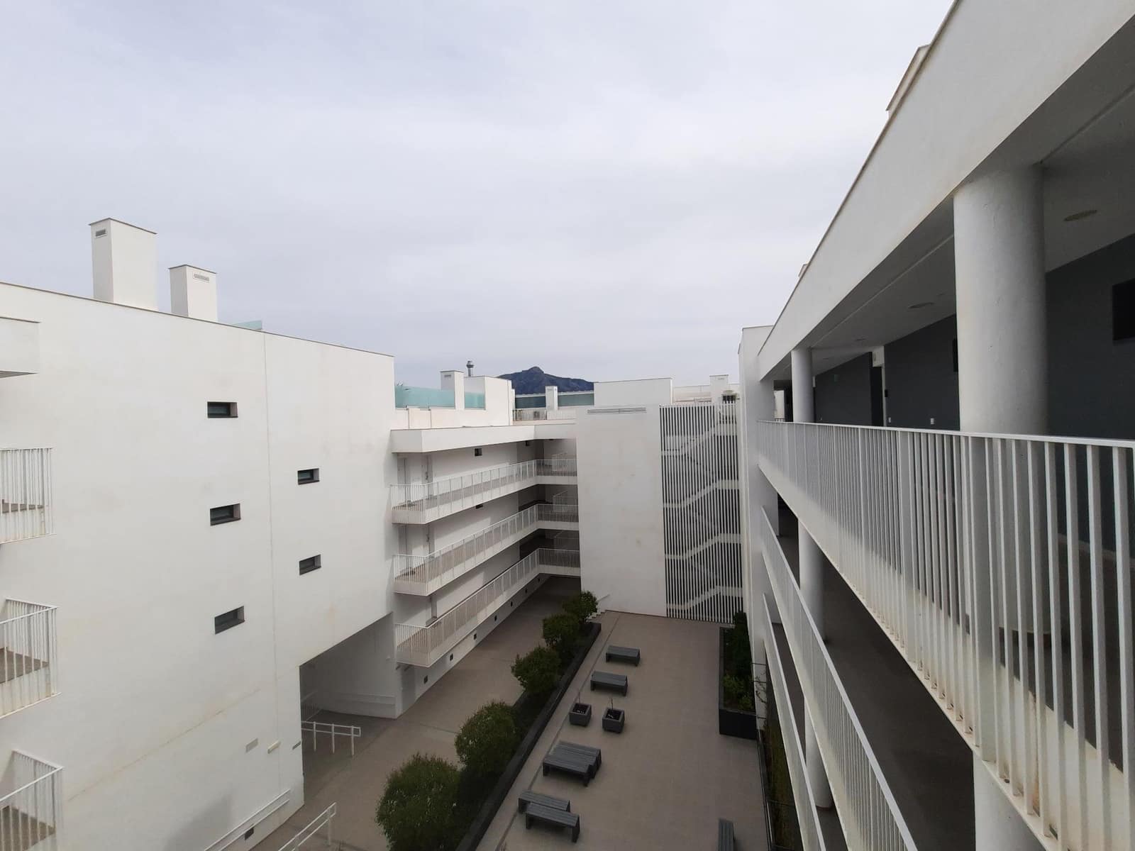 2 soverom Penthouse til salgs i San Pedro de Alcantara med garasje - € 735 000 (Ref: 9683937)