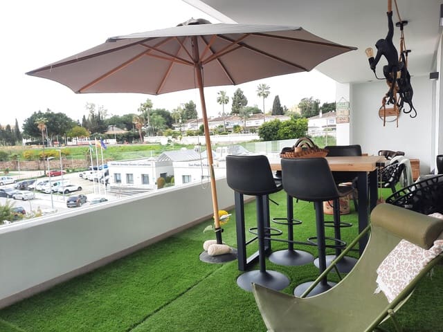 2 soverom Penthouse til salgs i San Pedro de Alcantara, Marbella med garasje - € 735 000 (Ref: 9683937)