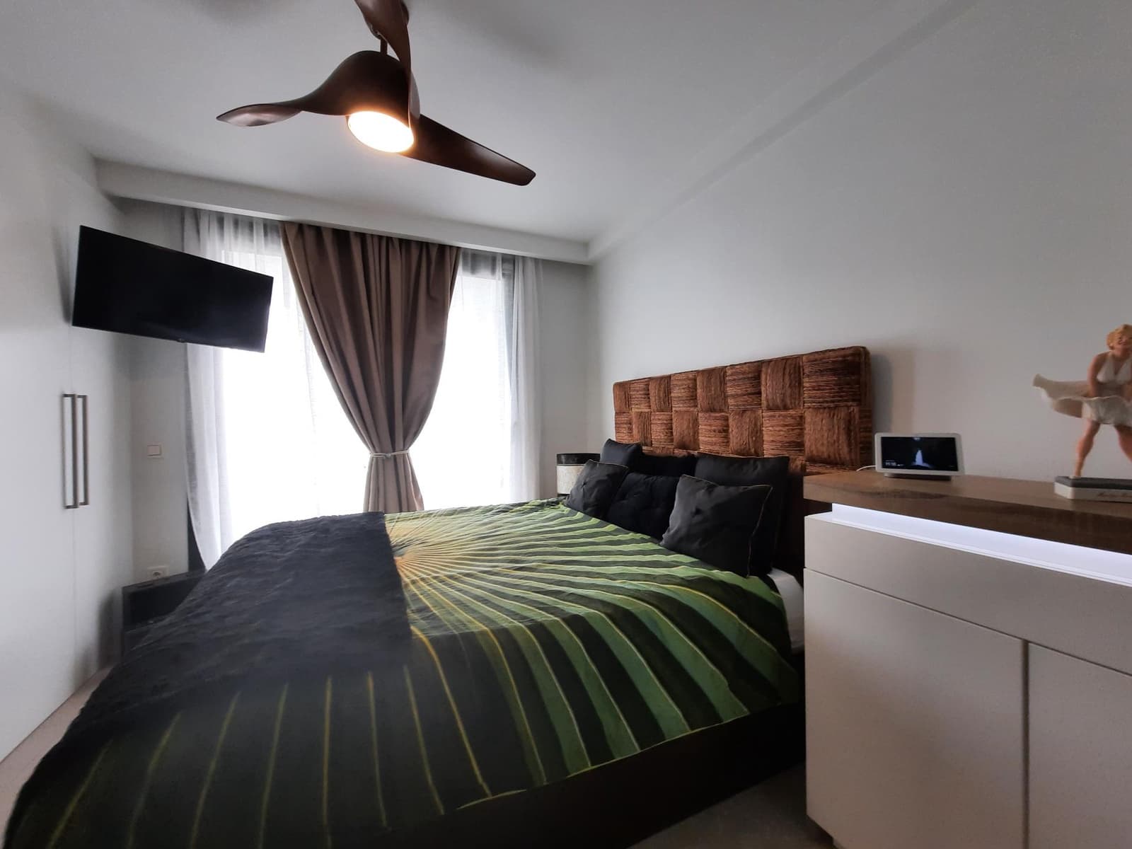 2 soverom Penthouse til salgs i San Pedro de Alcantara med garasje - € 735 000 (Ref: 9683937)