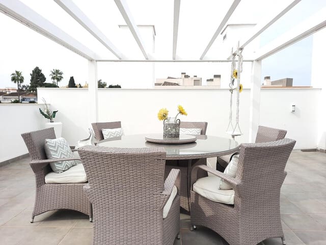 2 soverom Penthouse til salgs i San Pedro de Alcantara, Marbella med garasje - € 735 000 (Ref: 9683937)