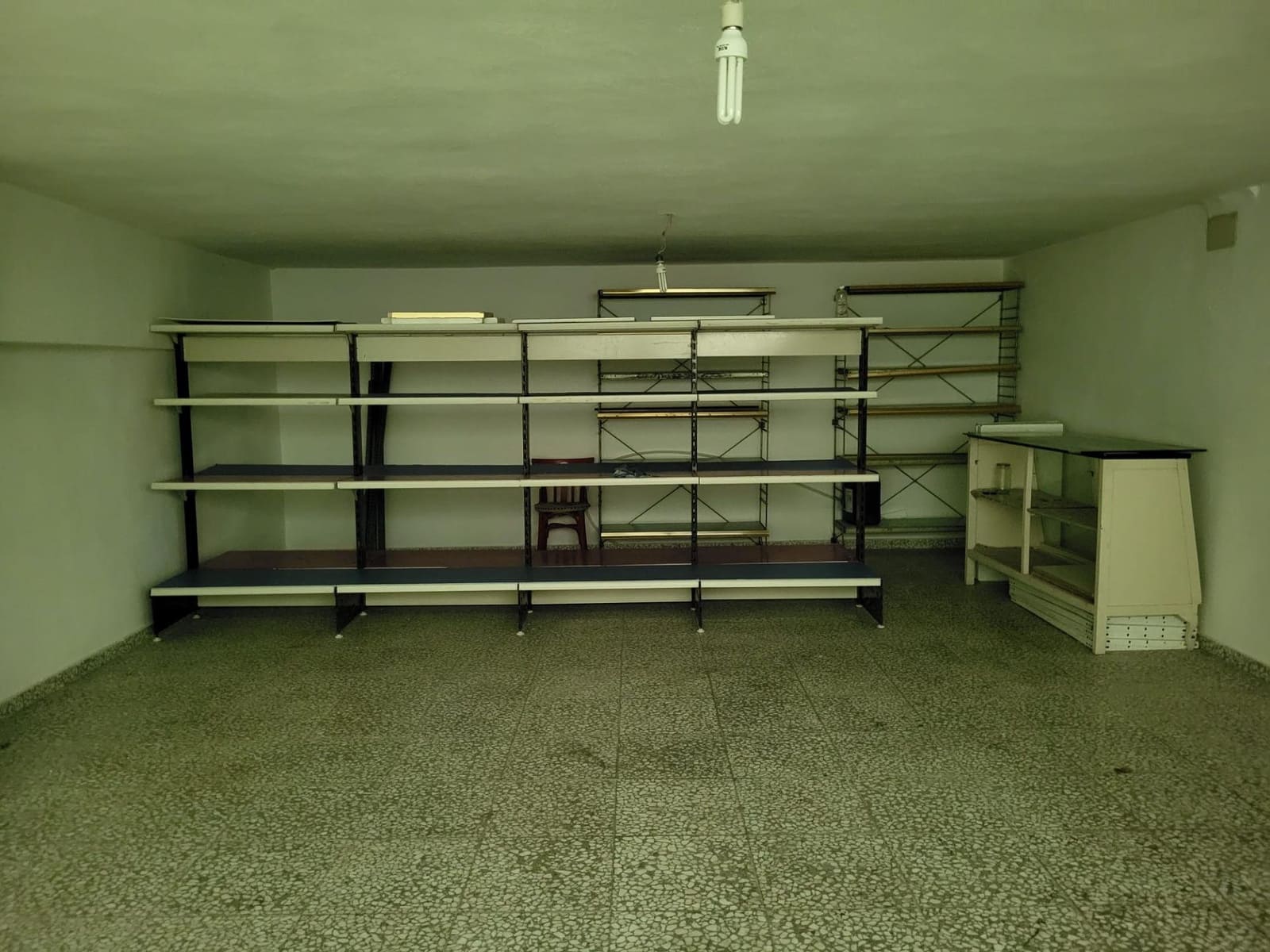 Comercial para venda em San Pedro de Alcantara - 213 000 € (Ref: 9683938)