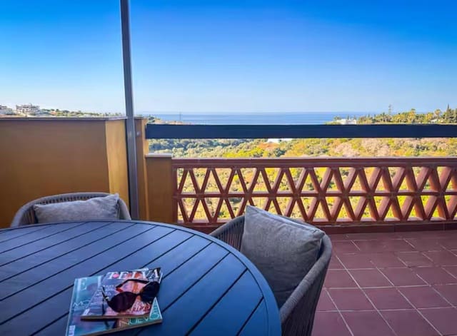 Appartement de 2 chambres à louer à Las Chapas, Marbella avec piscine - 1 700 € (Ref: 9683946)