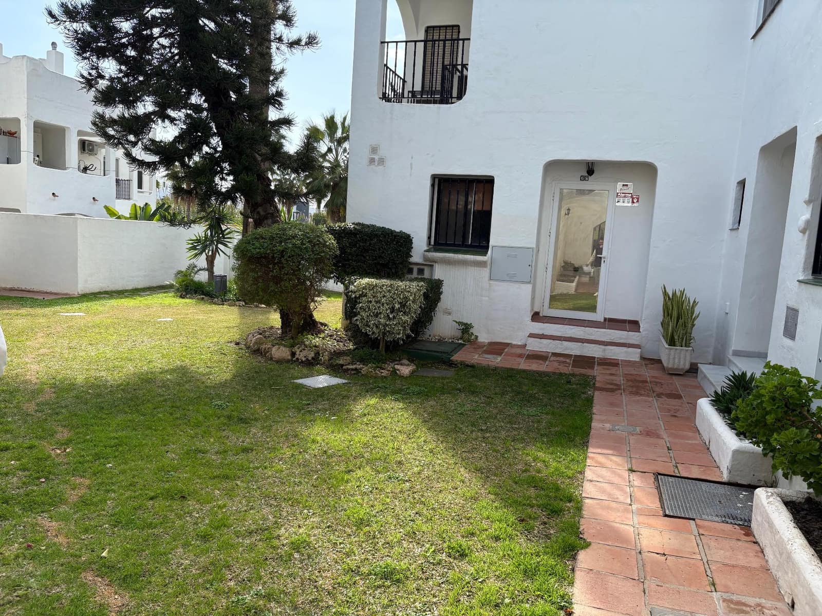 3 makuuhuone Rivitalo myytävänä paikassa Cancelada mukana uima-altaan - 506 000 € (Ref: 9683949)