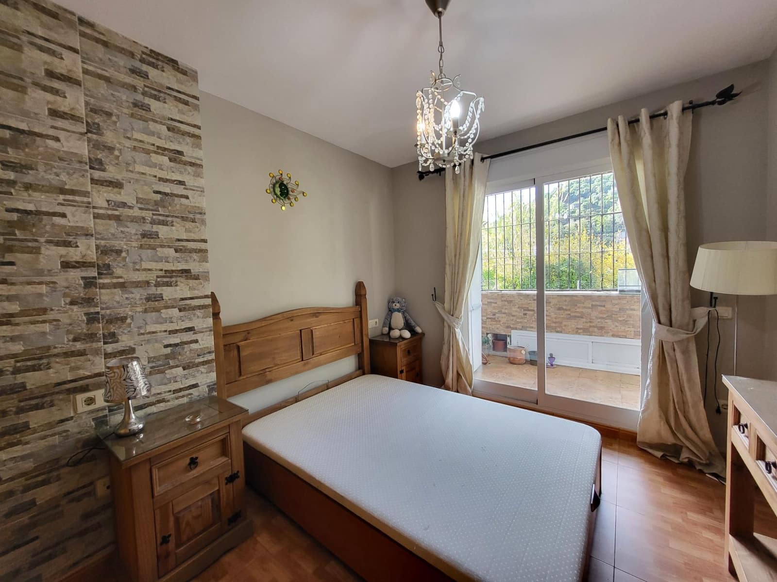 2 bedroom Flat for sale in Ojen with garage - € 265,000 (Ref: 9683950)