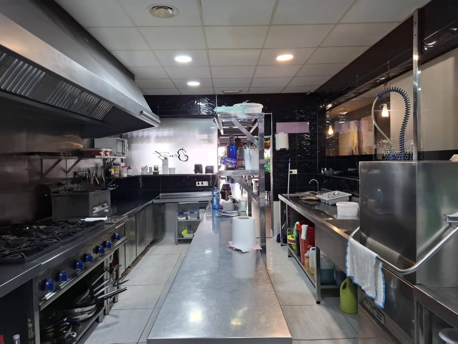 Bedrijf te koop in San Pedro de Alcantara - € 240.000 (Ref: 9683951)