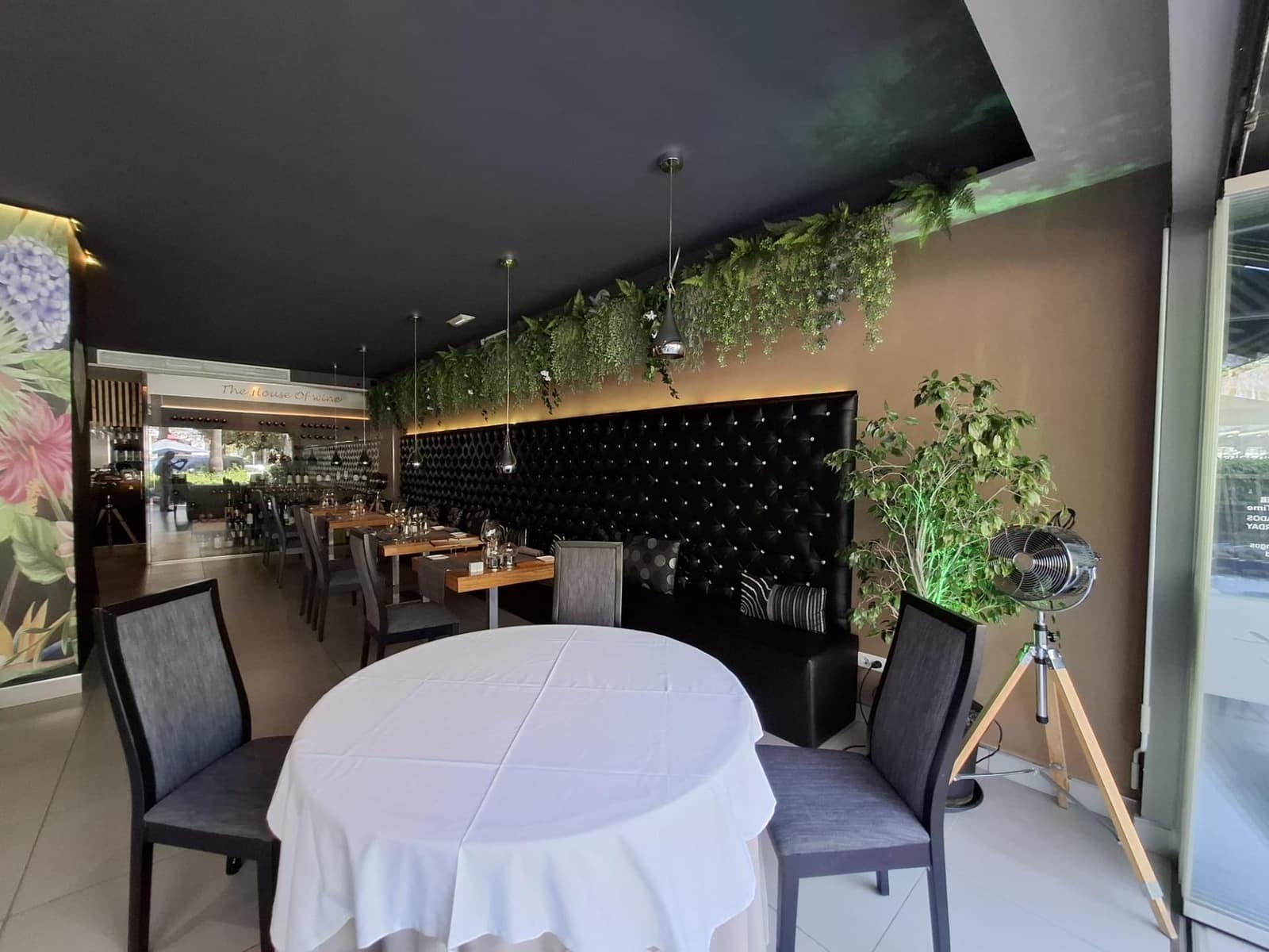 Bedrijf te koop in San Pedro de Alcantara - € 240.000 (Ref: 9683951)