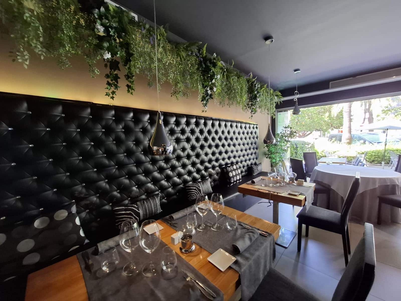 Bedrijf te koop in San Pedro de Alcantara - € 240.000 (Ref: 9683951)