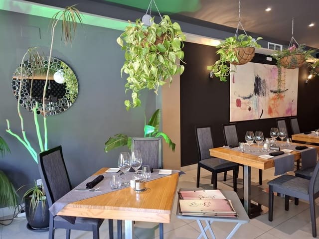 Bedrijf te koop in San Pedro de Alcantara, Marbella - € 240.000 (Ref: 9683951)