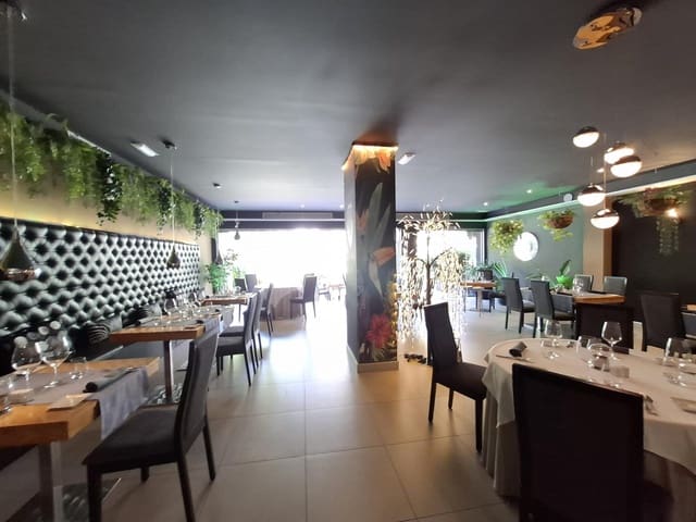 Bedrijf te koop in San Pedro de Alcantara, Marbella - € 240.000 (Ref: 9683951)