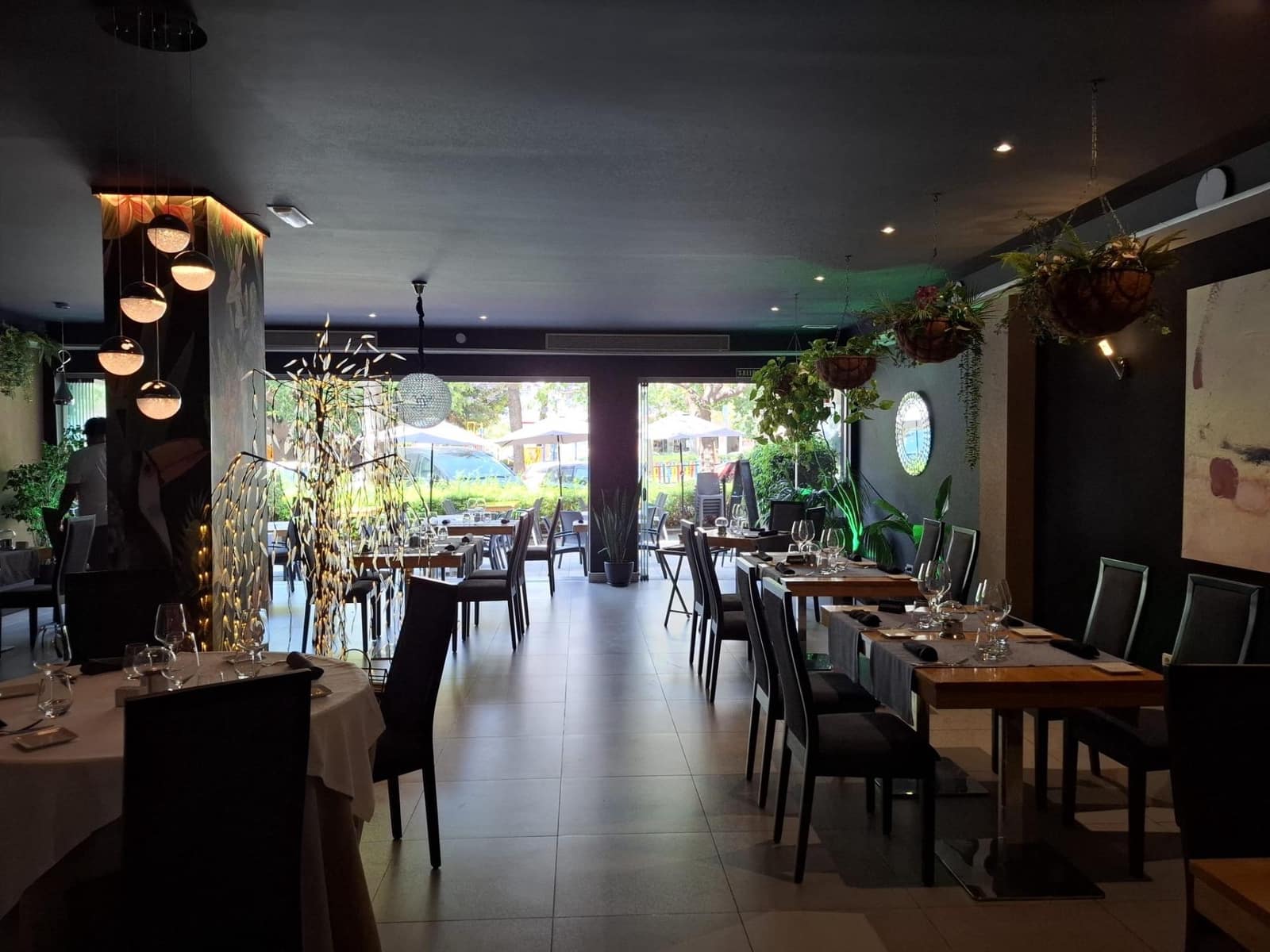 Bedrijf te koop in San Pedro de Alcantara - € 240.000 (Ref: 9683951)