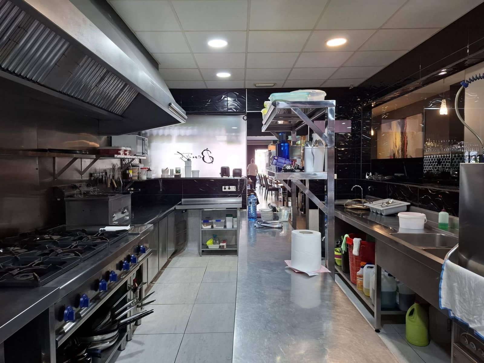 Bedrijf te koop in San Pedro de Alcantara - € 240.000 (Ref: 9683951)