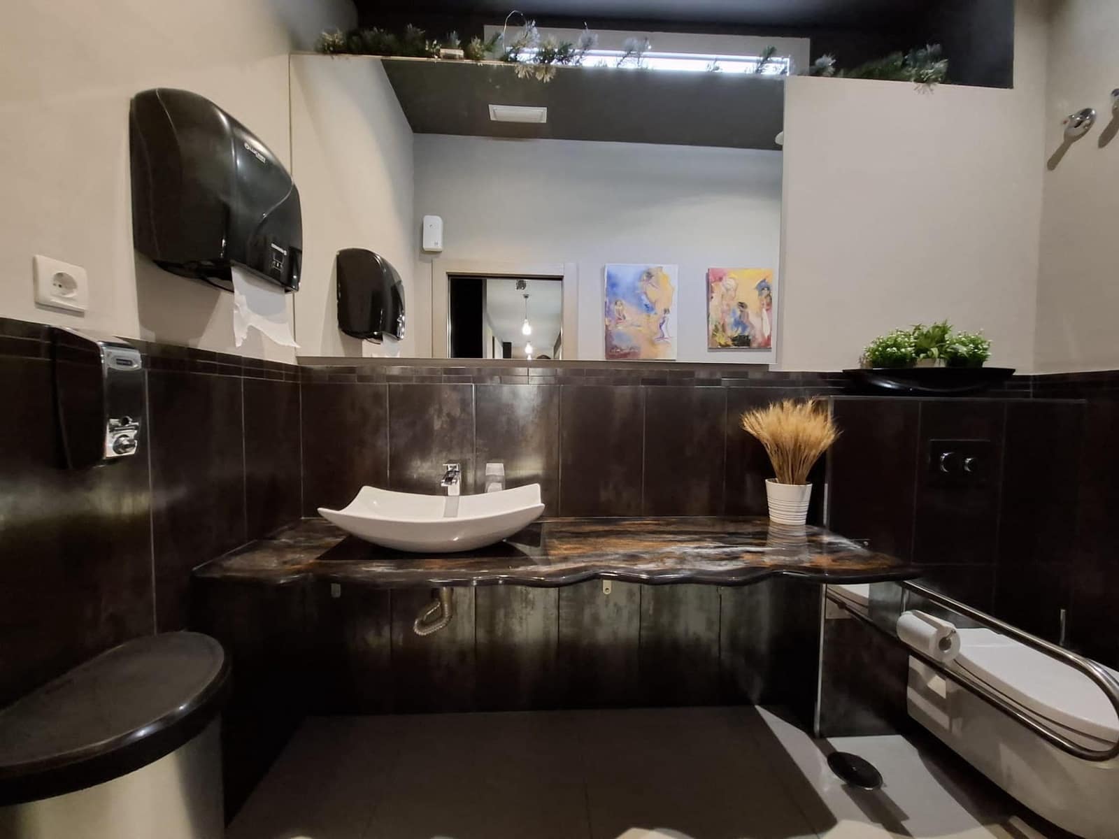 Bedrijf te koop in San Pedro de Alcantara - € 240.000 (Ref: 9683951)