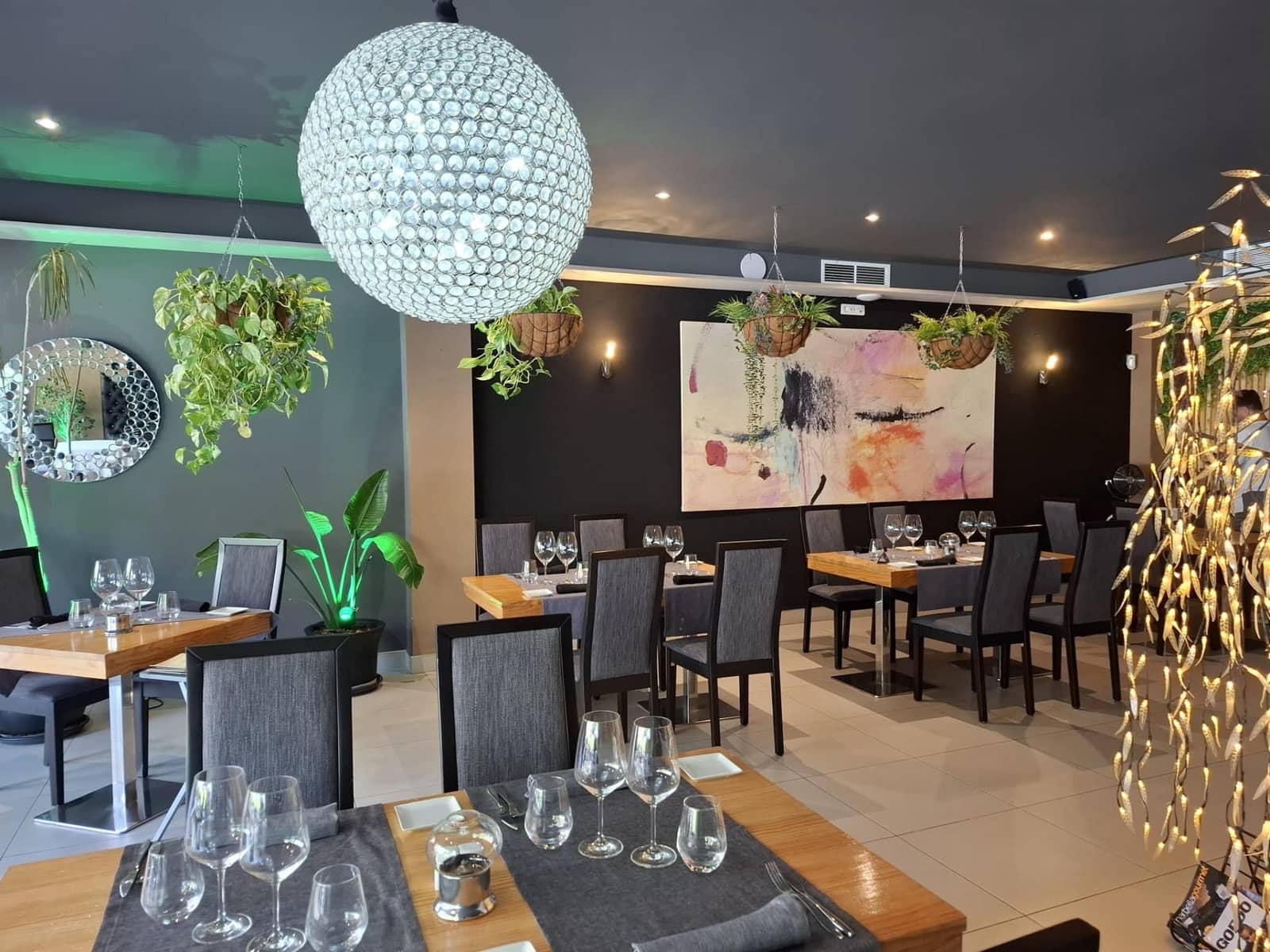 Bedrijf te koop in San Pedro de Alcantara - € 240.000 (Ref: 9683951)