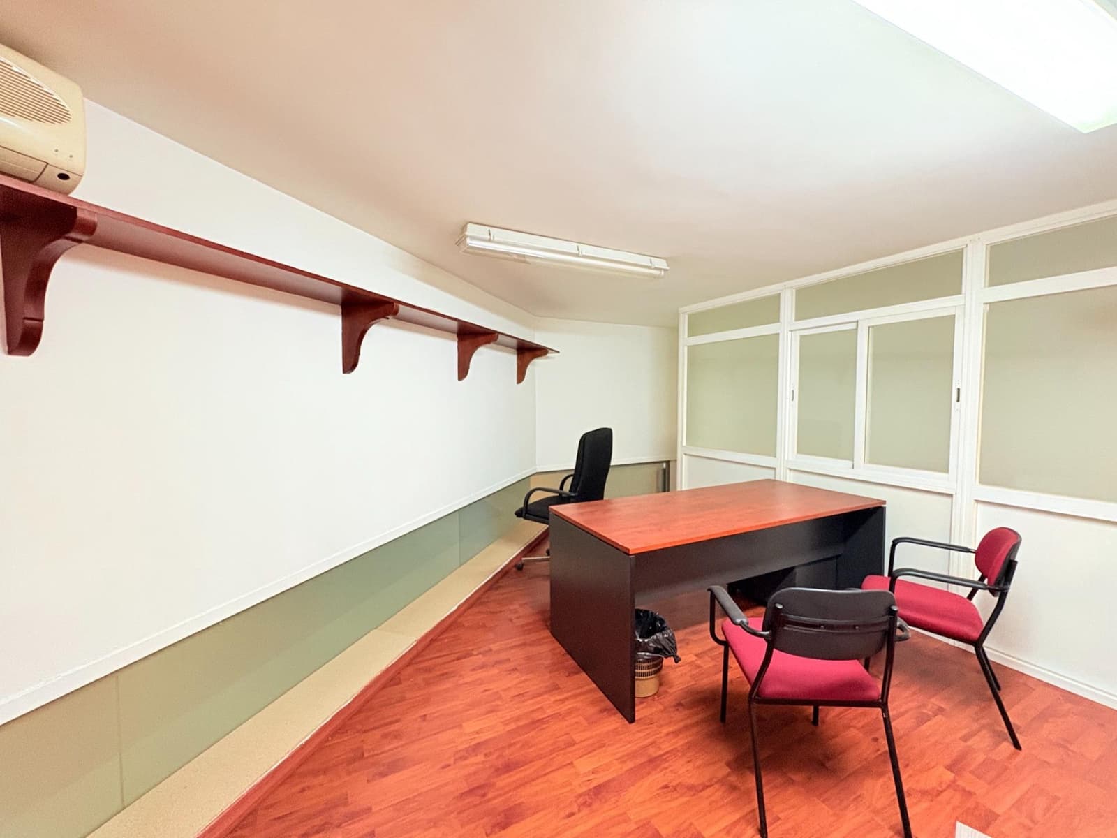 1 bedroom Office for sale in Marbella - € 425,100 (Ref: 9683953)