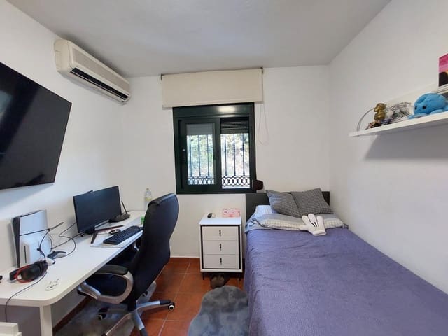 4 soverom Rekkehus til salgs i Benahavís med garasje - € 640 000 (Ref: 9683954)