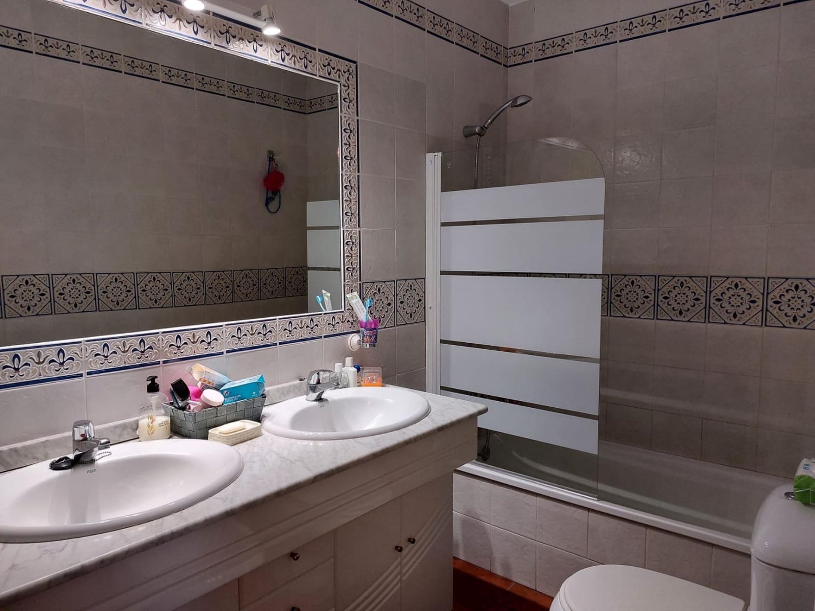 4 soverom Rekkehus til salgs i Benahavis med garasje - € 640 000 (Ref: 9683954)