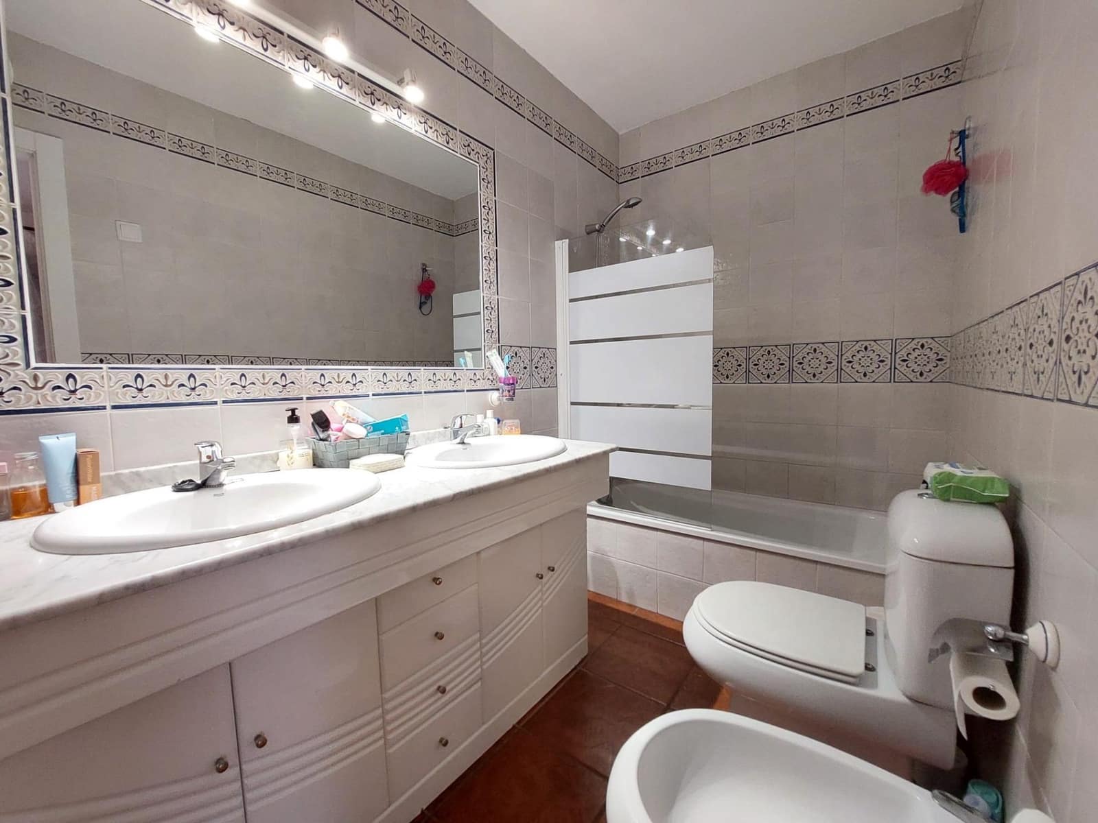 4 soverom Rekkehus til salgs i Benahavis med garasje - € 640 000 (Ref: 9683954)