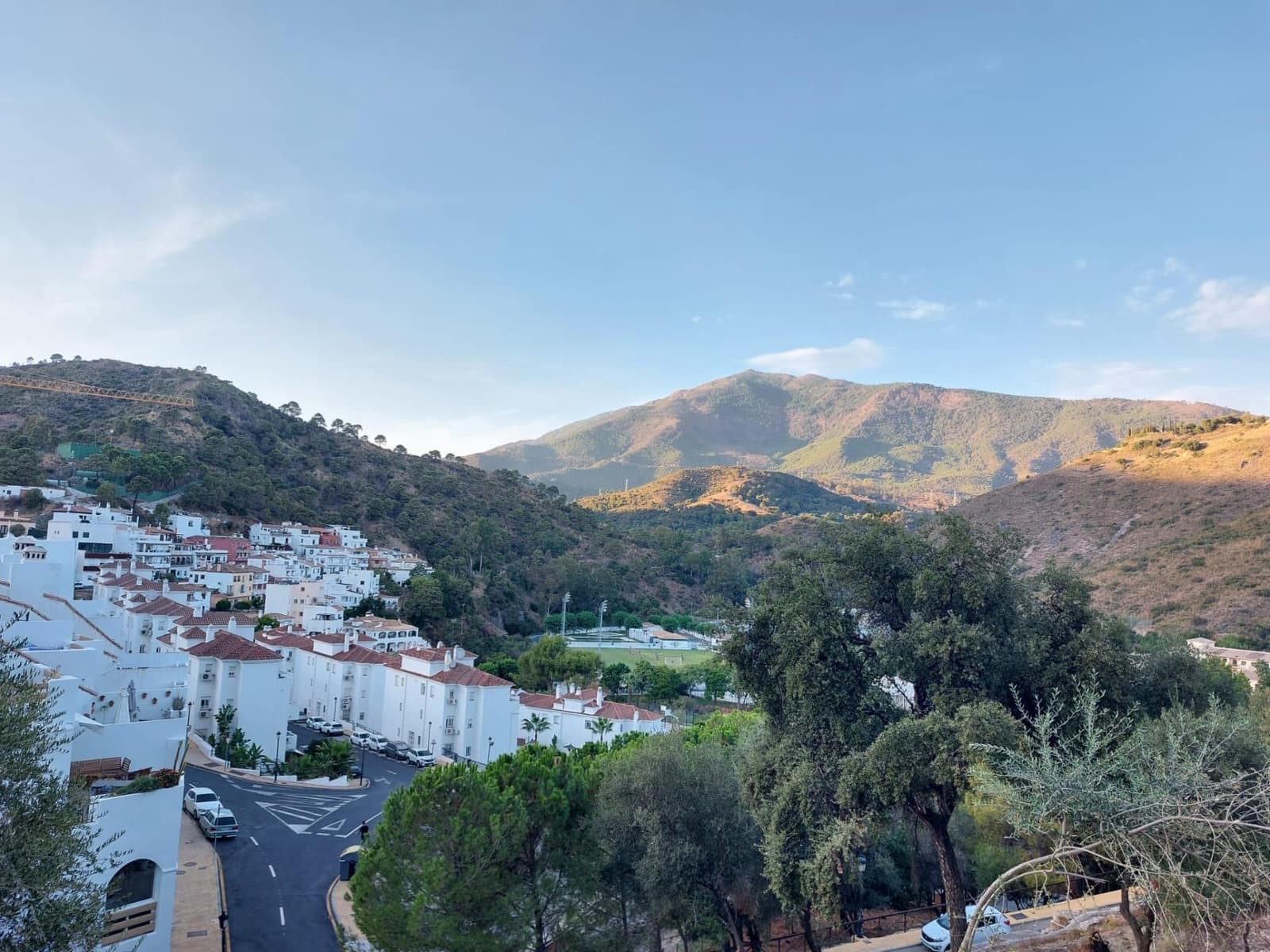 4 soverom Rekkehus til salgs i Benahavis med garasje - € 640 000 (Ref: 9683954)