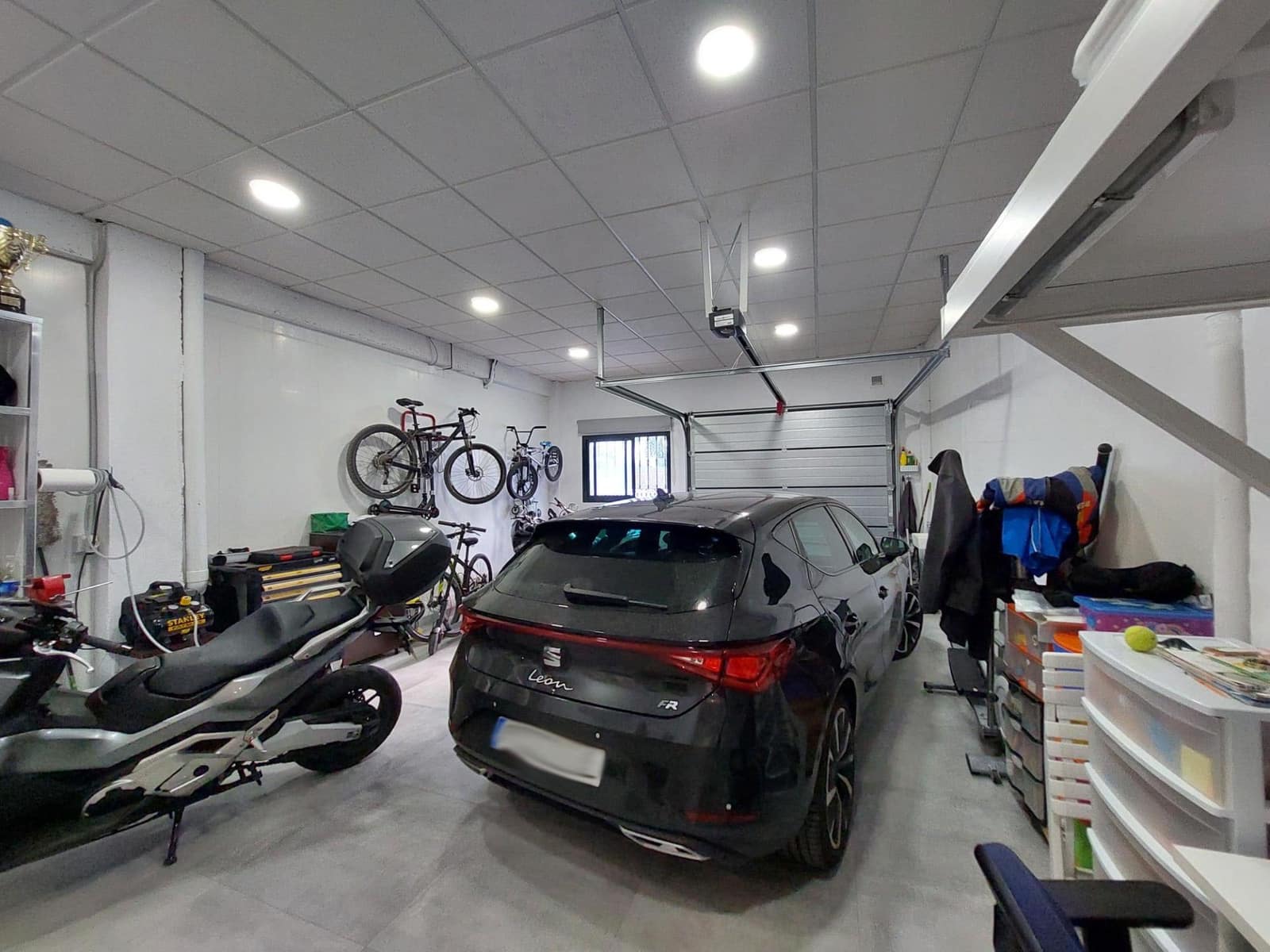 4 soverom Rekkehus til salgs i Benahavis med garasje - € 640 000 (Ref: 9683954)