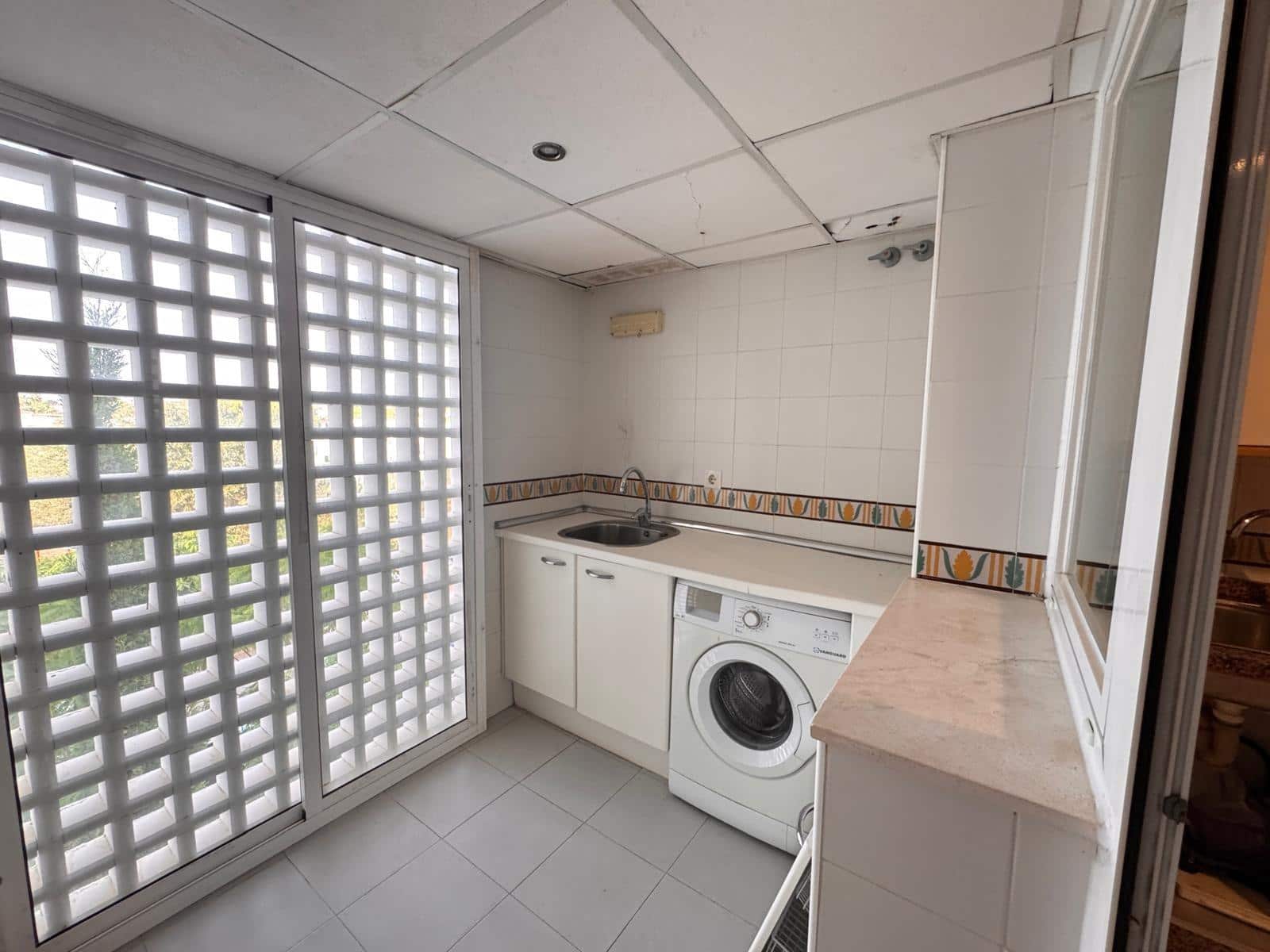 2 slaapkamer Appartement te koop in Costalita met zwembad garage - € 439.000 (Ref: 9683955)