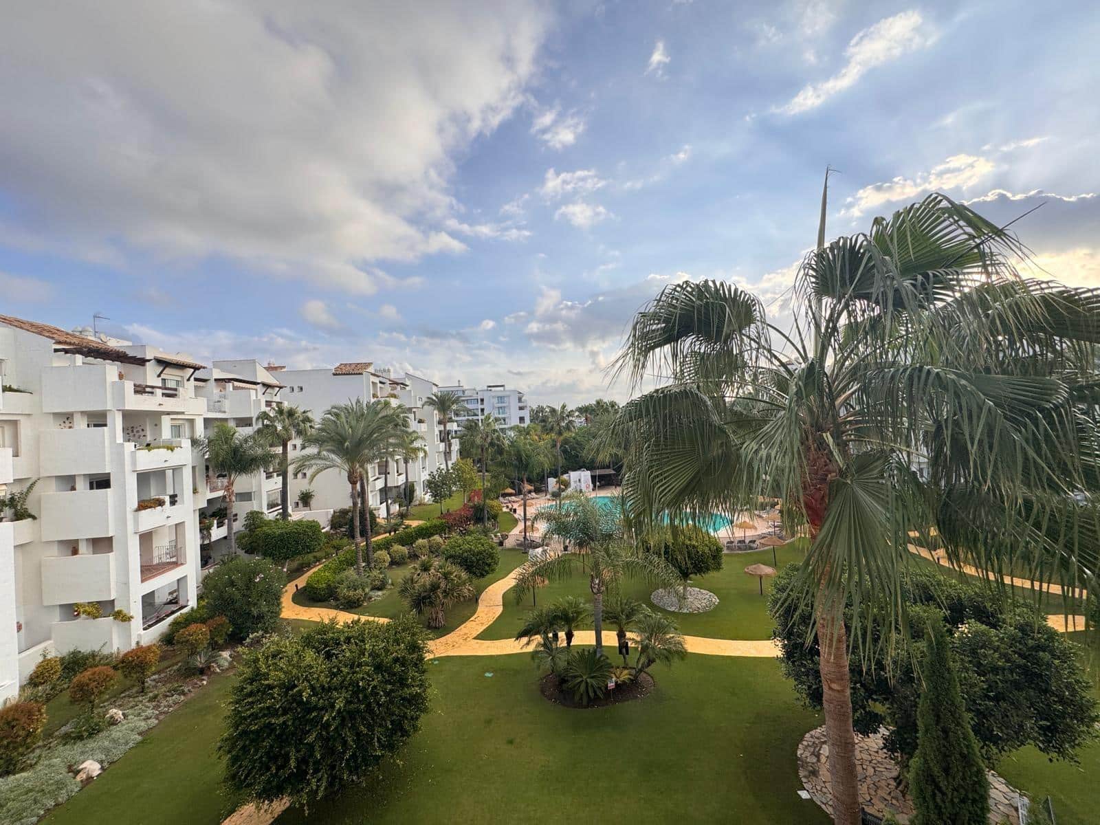 2 slaapkamer Appartement te koop in Costalita met zwembad garage - € 439.000 (Ref: 9683955)