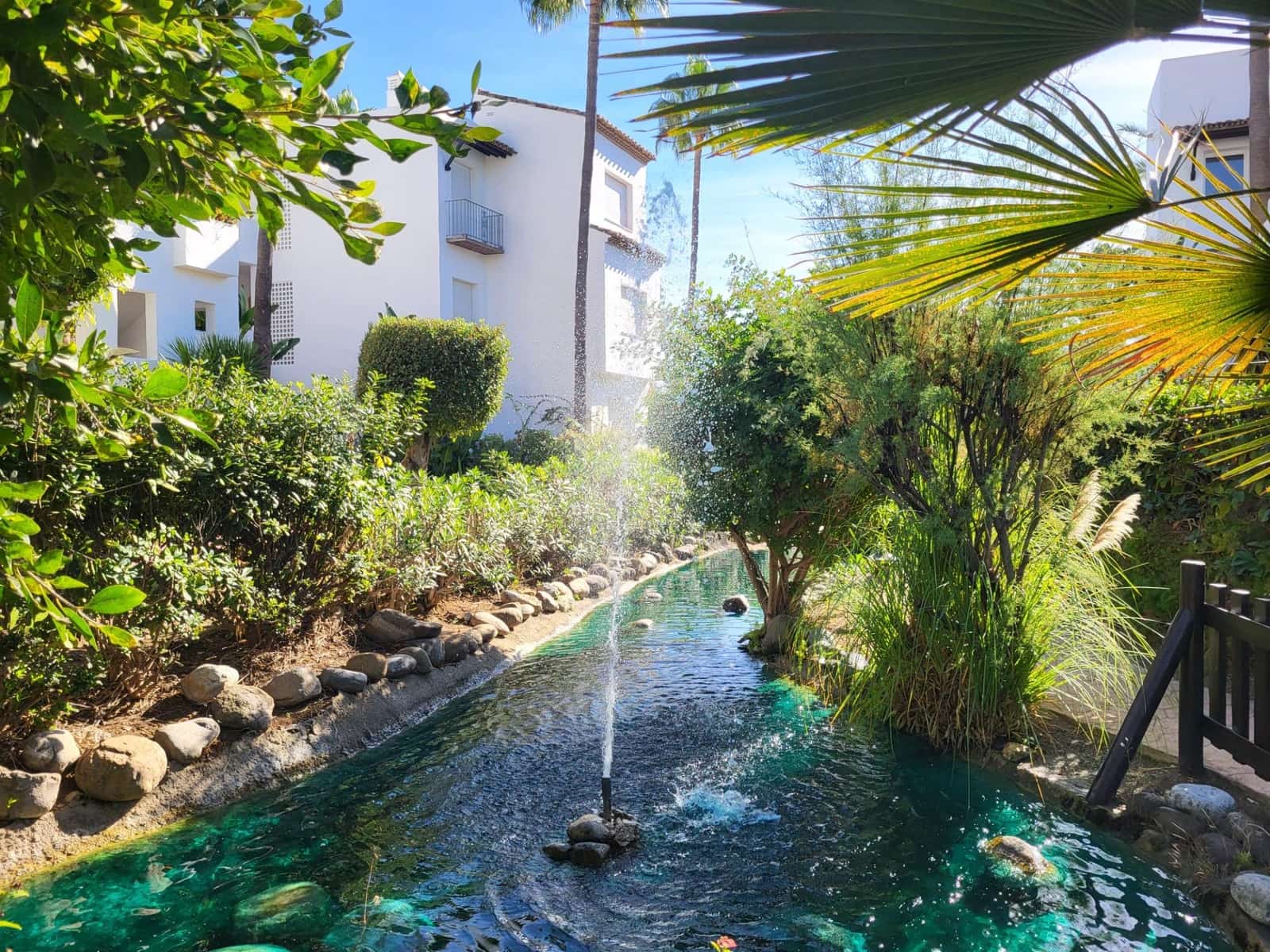 2 slaapkamer Appartement te koop in Costalita met zwembad garage - € 439.000 (Ref: 9683955)