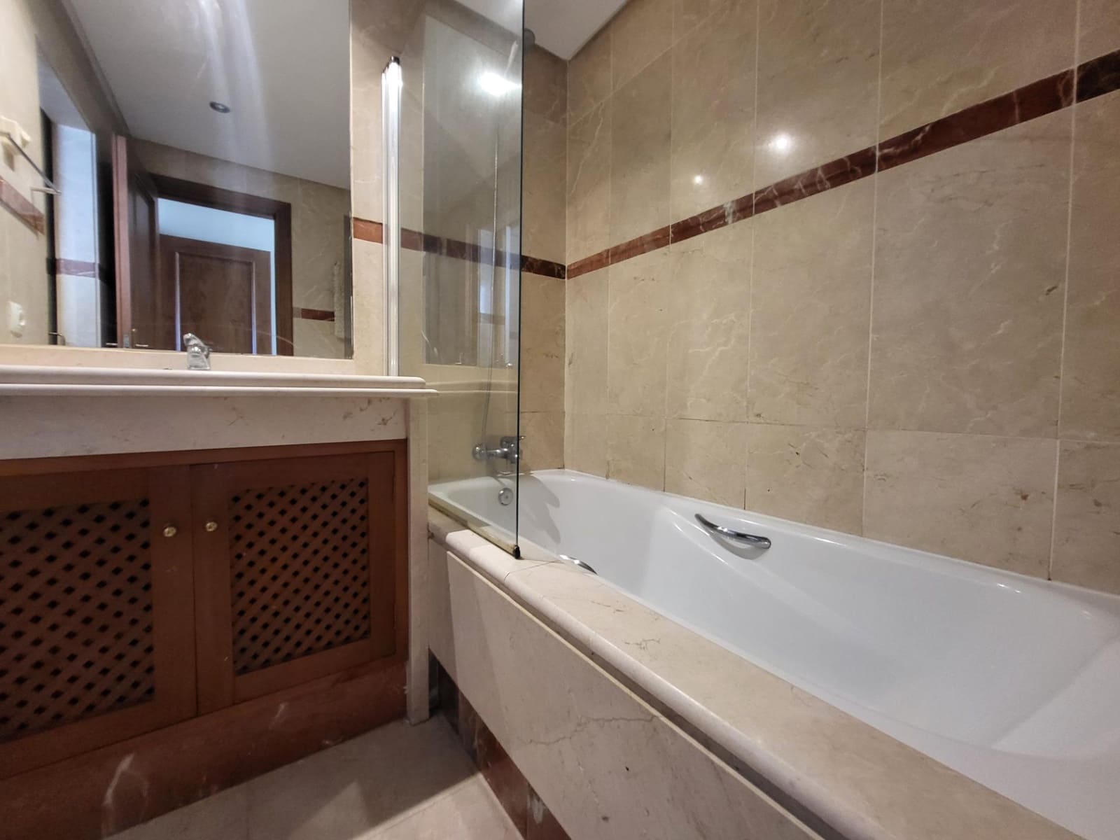 2 slaapkamer Appartement te koop in Costalita met zwembad garage - € 439.000 (Ref: 9683955)