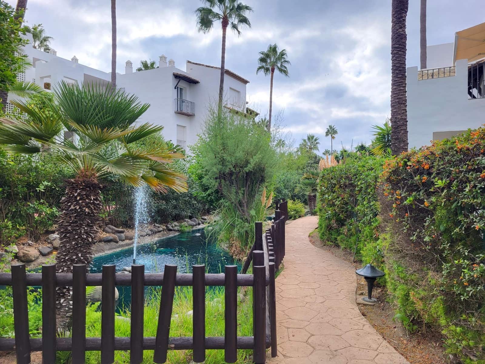 2 slaapkamer Appartement te koop in Costalita met zwembad garage - € 439.000 (Ref: 9683955)