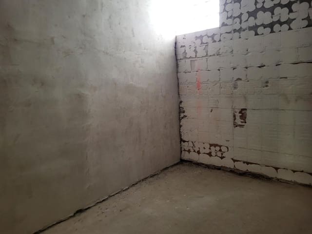 6 Zimmer Wohnung zu verkaufen in Puerto de Estepona, Estepona mit Garage - 590.000 € (Ref: 9683956)