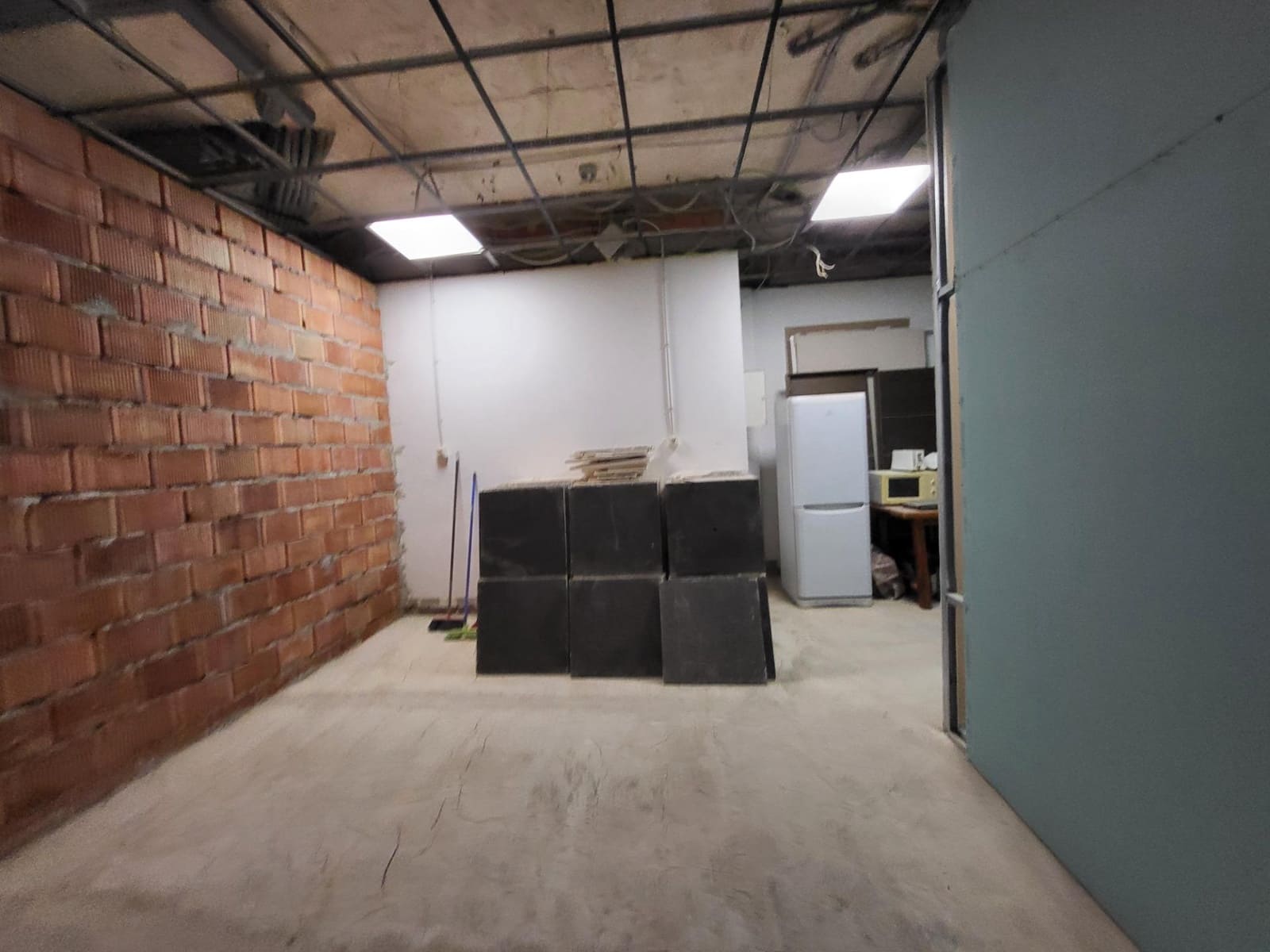 6 Zimmer Wohnung zu verkaufen in Estepona mit Garage - 590.000 € (Ref: 9683956)