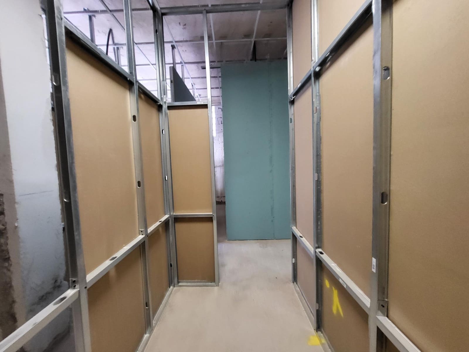 6 Zimmer Wohnung zu verkaufen in Estepona mit Garage - 590.000 € (Ref: 9683956)